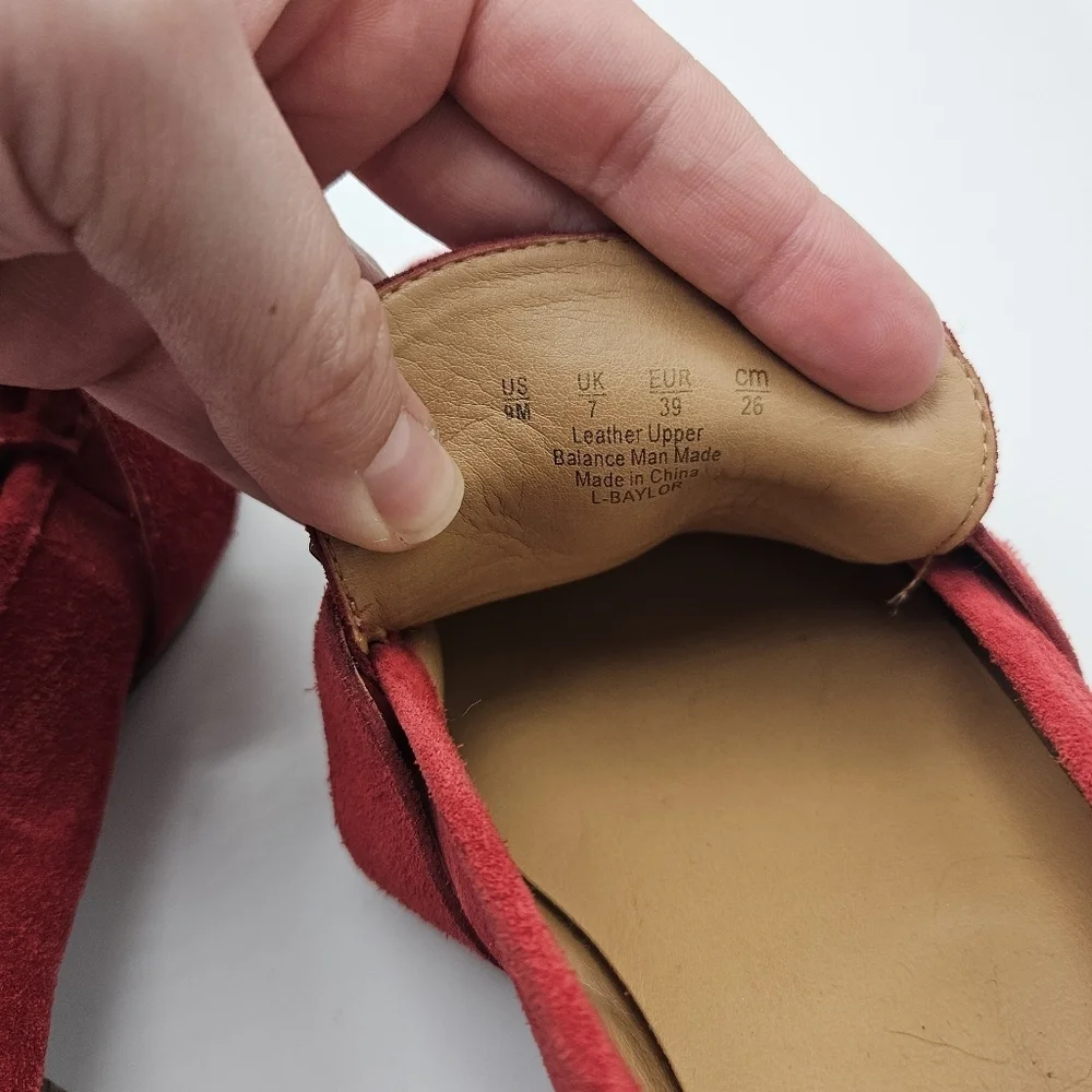 Franco Sarto Baylor T-Bar red suede loafers size 9